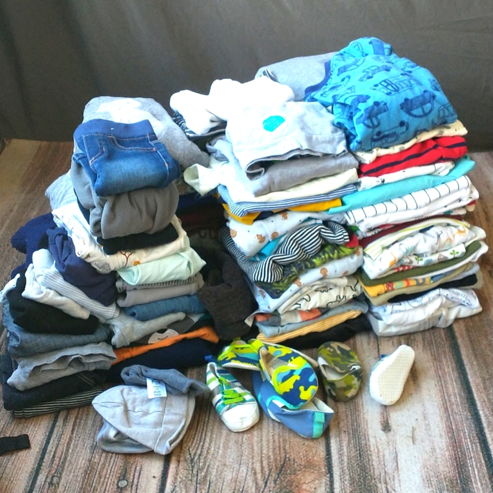 0-3 and 3-6 month boys clothing good condition lot 100+ items